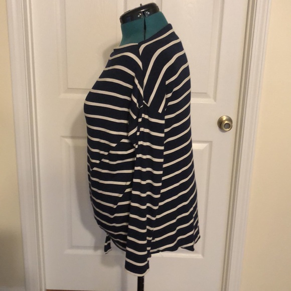 Maurices 24/7 Navy and White Striped Top Size XL - Picture 2 of 8
